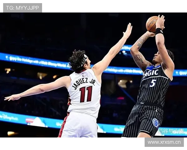 班凯罗领衔魔术主场118比111力克灰熊迎来关键胜利提振士气